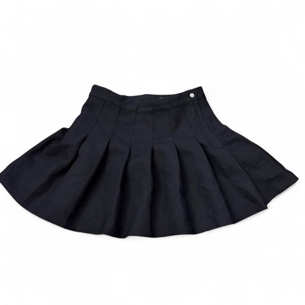 H&M Divided Black Pleated Mini Skirt Size 8 Preppy Schoolgirl Box Pleat Textured